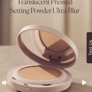 Laura Mercier Ultra-Blur Talc-Free Waterproof Translucent Pressed Setting Powder